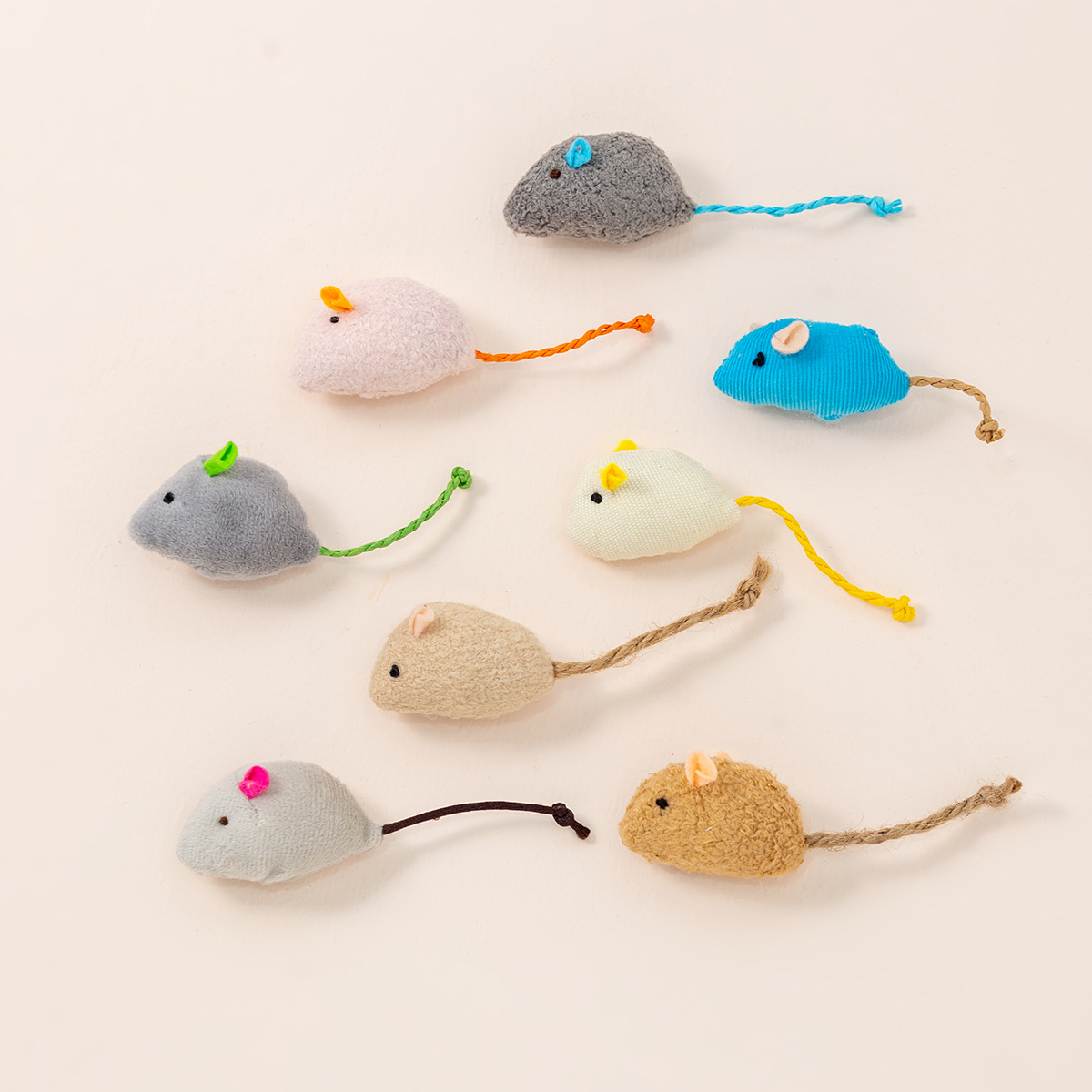 16PCS Interaktive Katze Mäuse  – Catnip Interactive Plush Mouse Bewertung und Preis